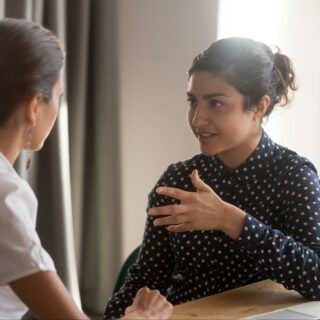 Poltern Poltern – Ursachen, Symptome und Behandlung